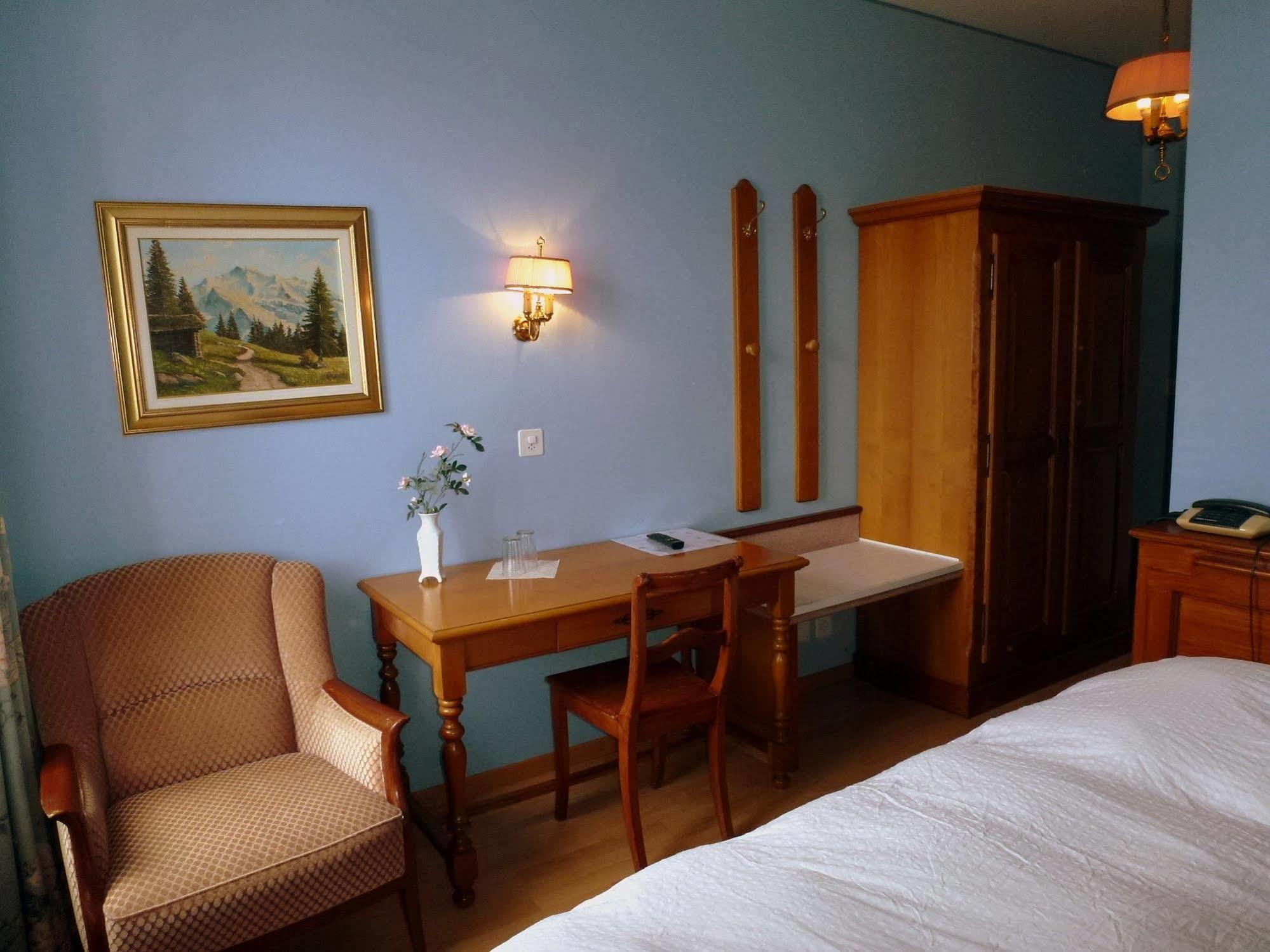 Continental Hotel